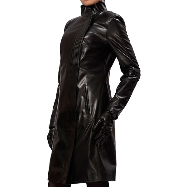 A Stand Collar Women's Leather Coat
